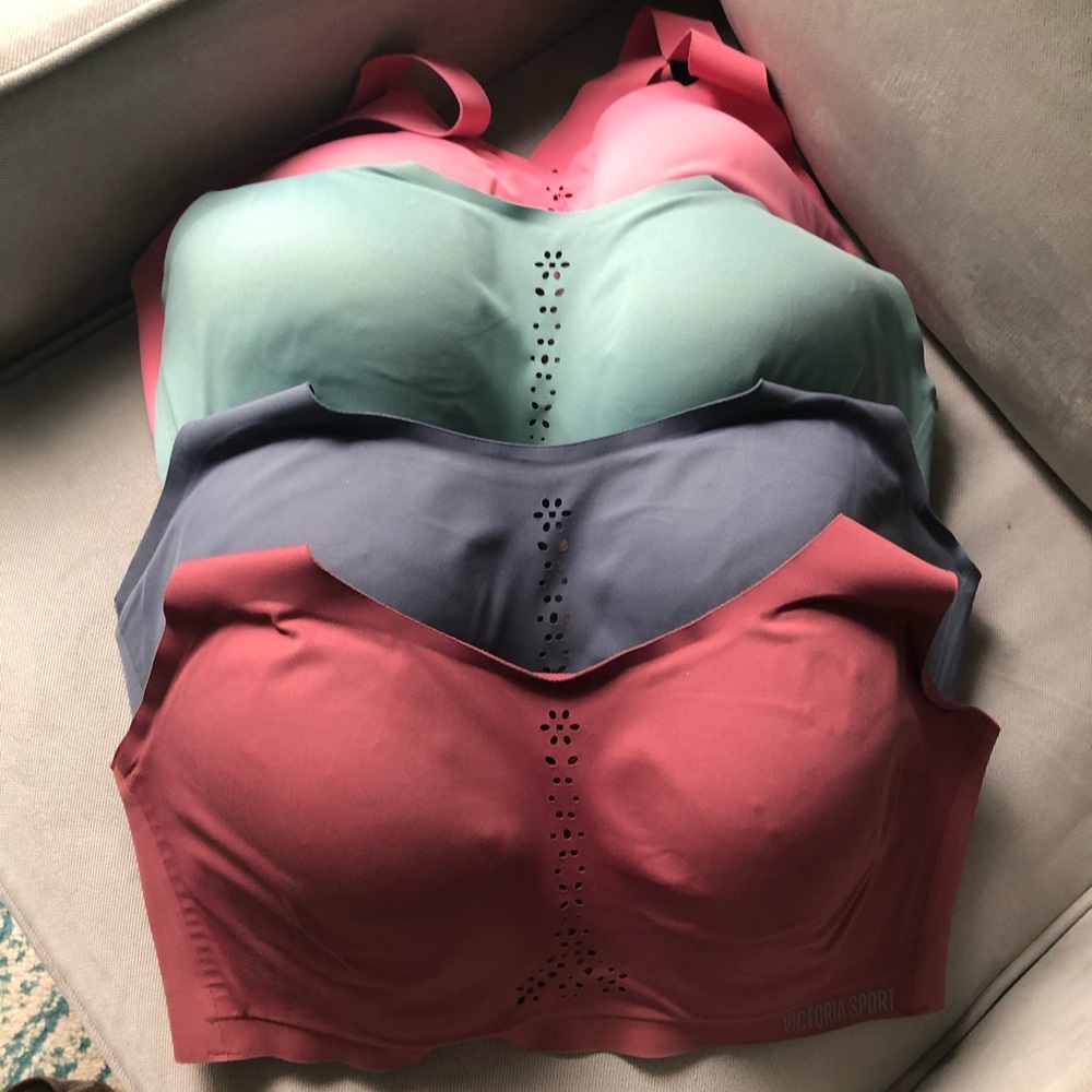 VS Sports Bra bundle